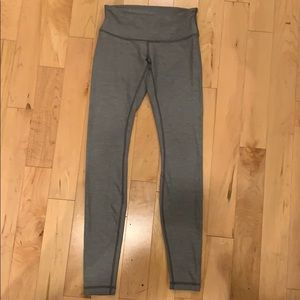 Grey lululemon leggings
